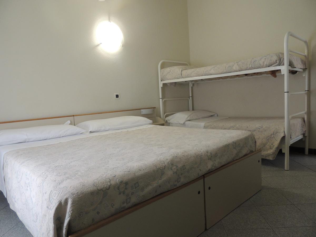 Hotel Doria Varazze Kültér fotó